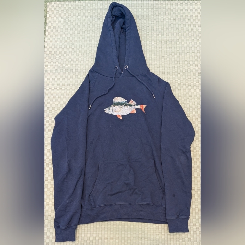Foret Flow Bait Fish Embroidered Hoodie Navy Men's Size Small Made in Portugal